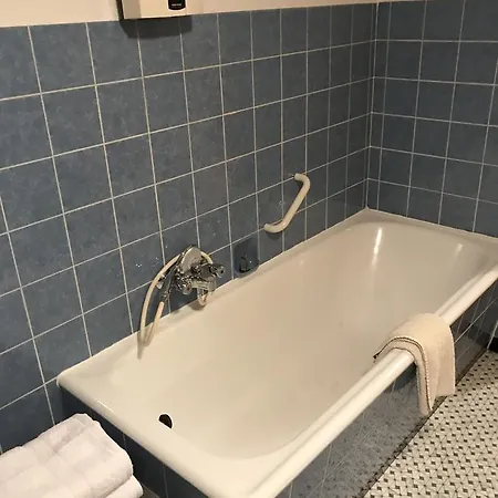 Ferien Und Monteurwohnung *